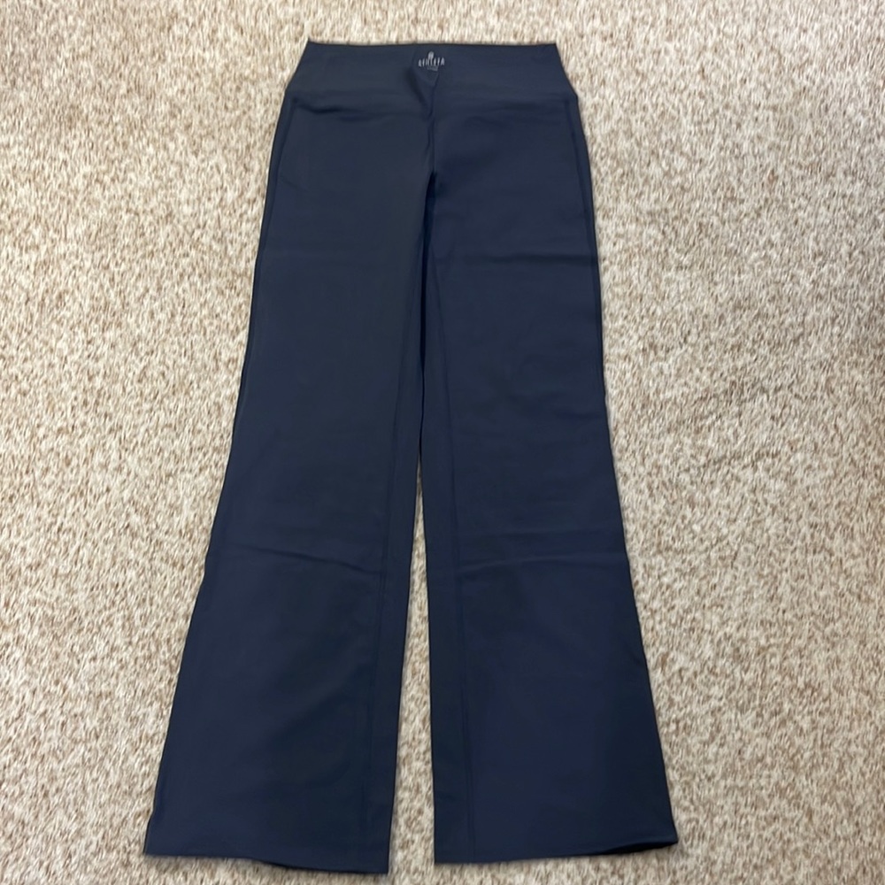 Athleta Gray Bootcut Yoga Pants Size S - Picture 2 of 10